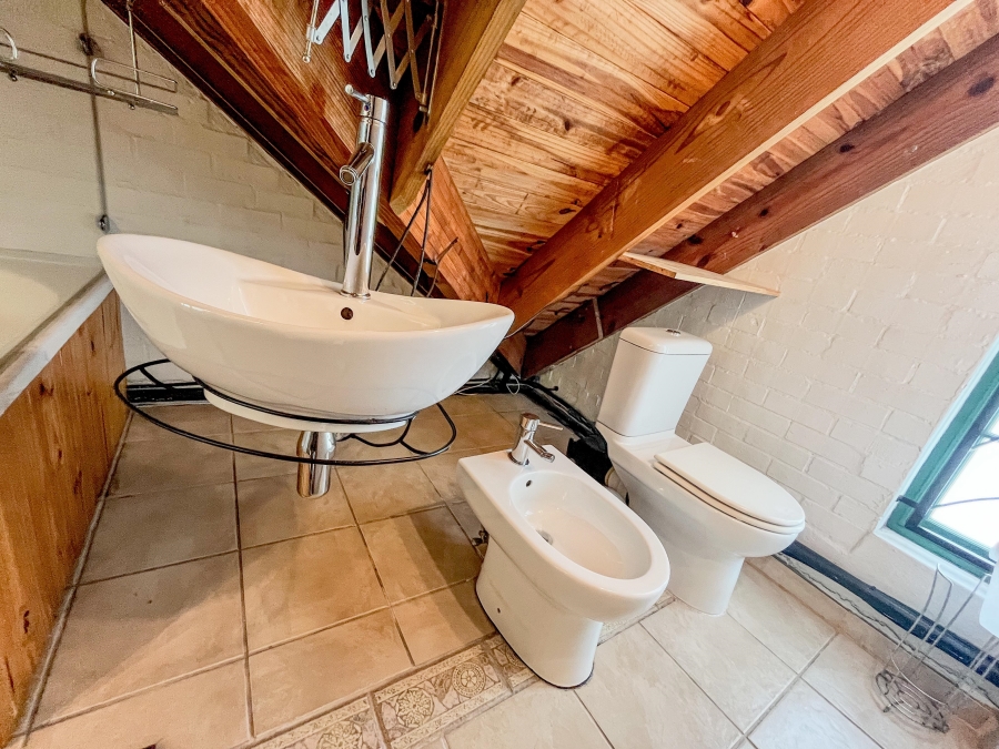 1 Bedroom Property for Sale in Pinelands Western Cape